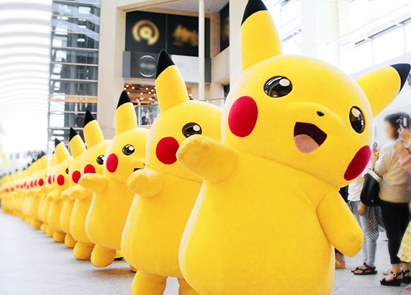 Pikachu Outbreak 17 In Yokohama Features Pokemon Go Park Pikachu Parade And Blimp Japan Trends
